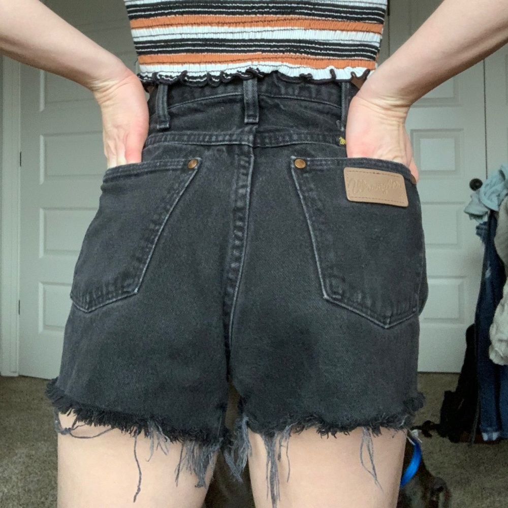 VINTAGE Wrangler denim shorts